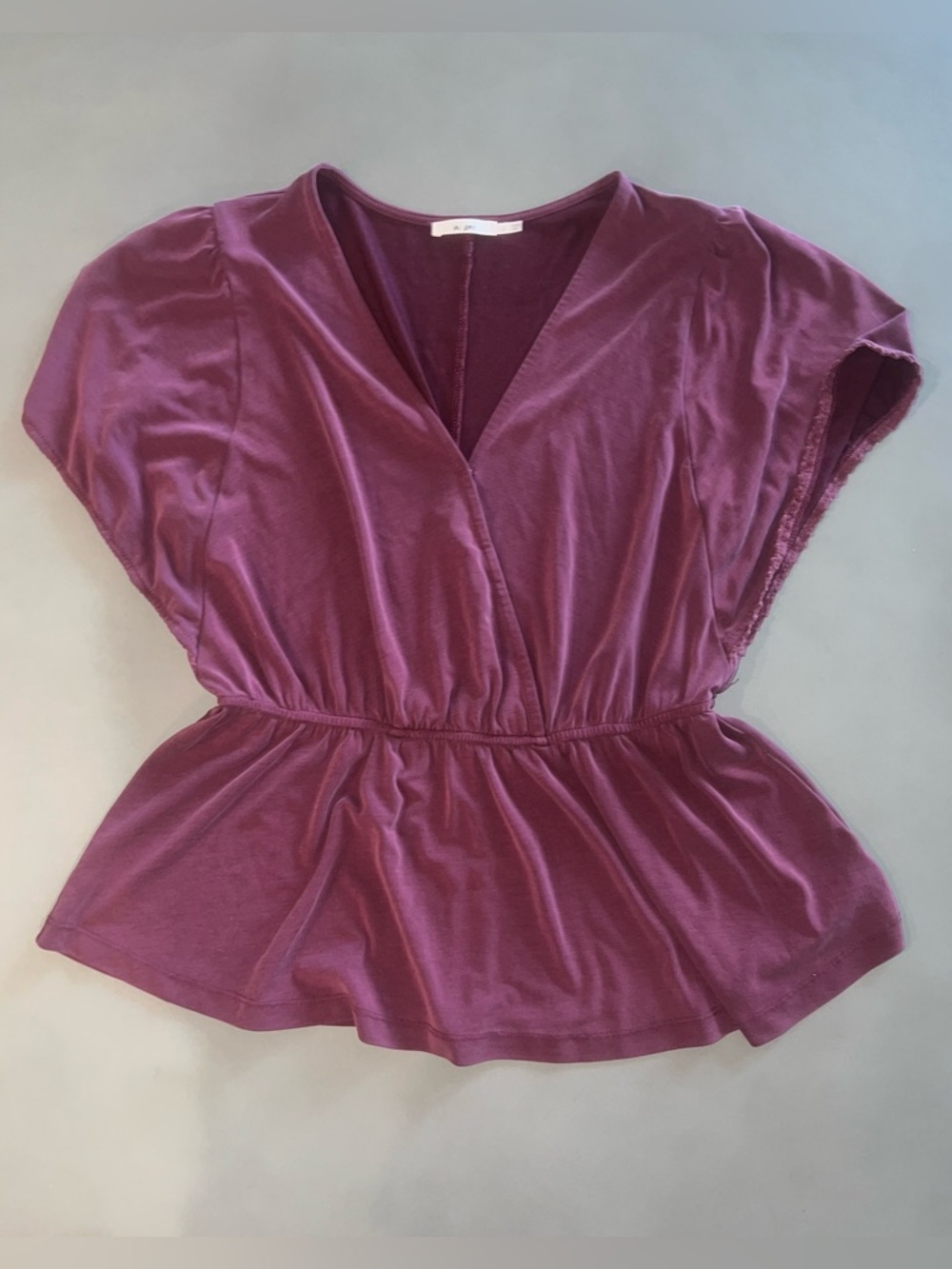 Mi Ami Plum V-Neck Elastic Waist Peplum Blouse